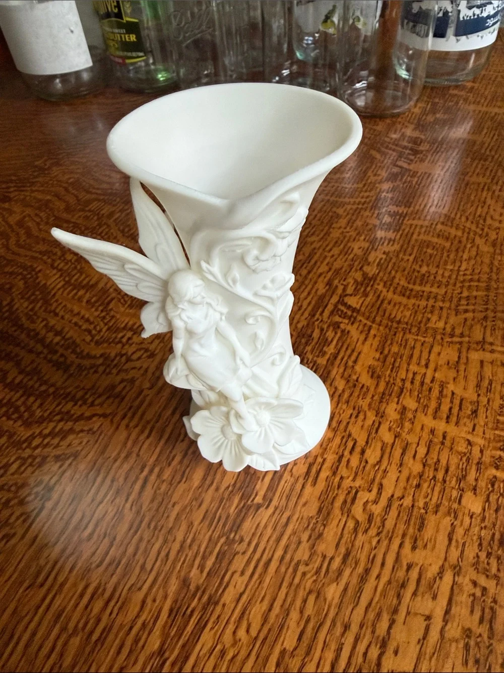 Vase - White Plastic 6 x 3 Fairy Vase